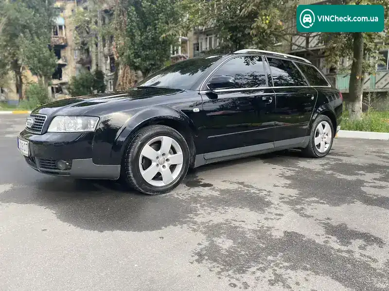 Audi A4 2002, фото з оголошення 2 з 18, VIN WAUZZZ8EX2A255993
