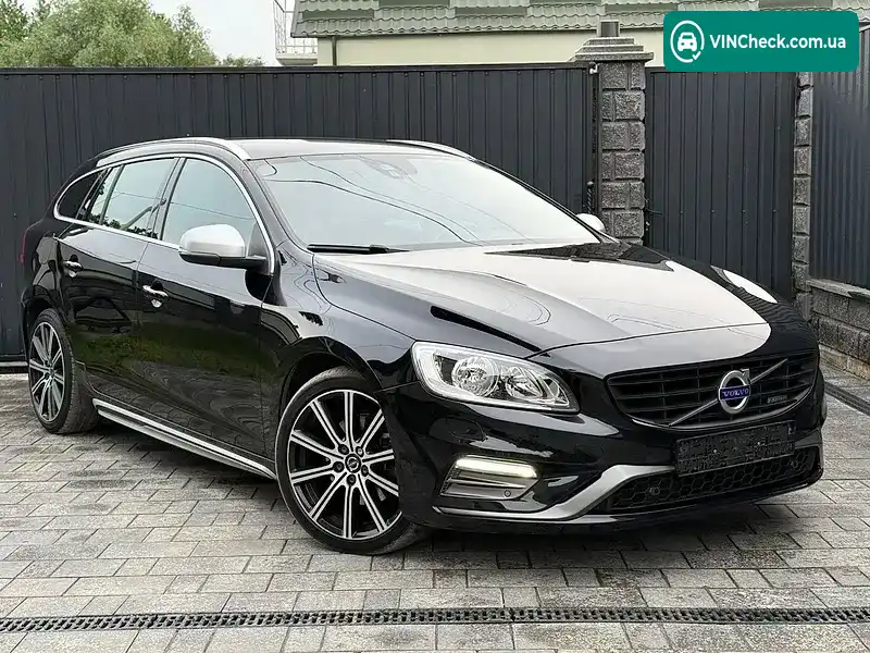 Volvo V60 2016, фото з оголошення 1 з 21, VIN YV1FW738DF1266134