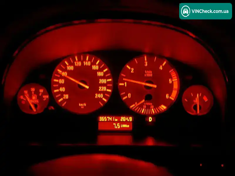BMW 5 Series 1999, фото з оголошення 2 з 20, VIN WBADL81040GX30066