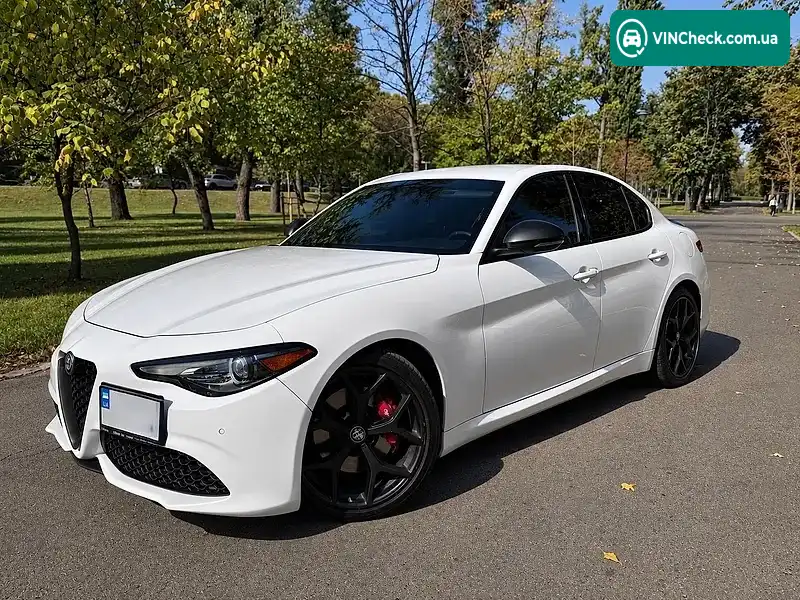 Alfa Romeo Giulia 2019, фото з оголошення 2 з 17, VIN ZARFAMAN0K7616564