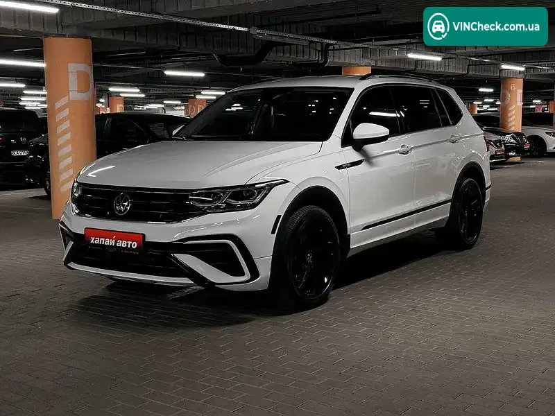 Volkswagen Tiguan 2021, фото з оголошення 1 з 20, VIN 3VV0B7AX6NM012996