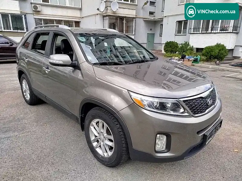 Kia Sorento 2014, фото з оголошення 1 з 15, VIN 5XYKT3A64FG661974