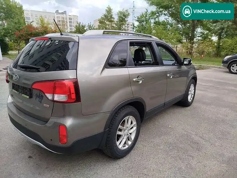 Kia Sorento 2014, фото з оголошення 2 з 15, VIN 5XYKT3A64FG661974