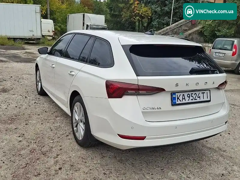 Skoda Octavia 2022, фото з оголошення 2 з 20, VIN TMBJC4NX7NY024751