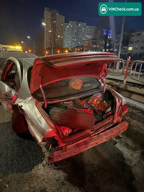 Nissan Maxima 1996, фото з оголошення 1 з 4, VIN JN1CAUA32U0015429