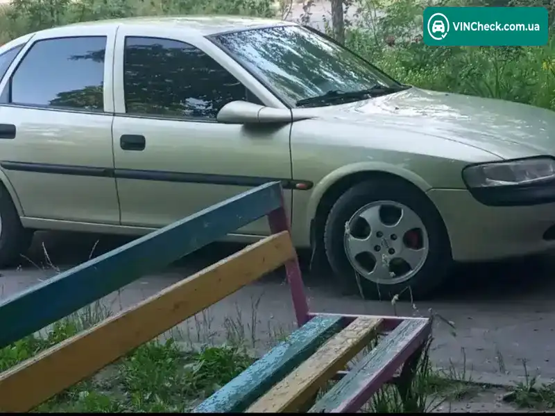 Opel Vectra 1997, фото з оголошення 2 з 7, VIN W0L000036V1185378