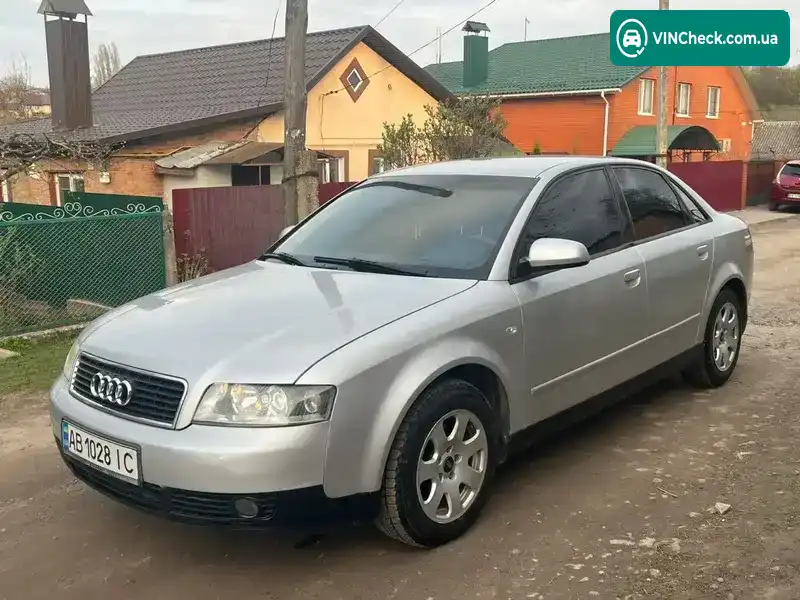 Audi A4 2001, фото з оголошення 1 з 20, VIN WAUZZZ8E02A026044