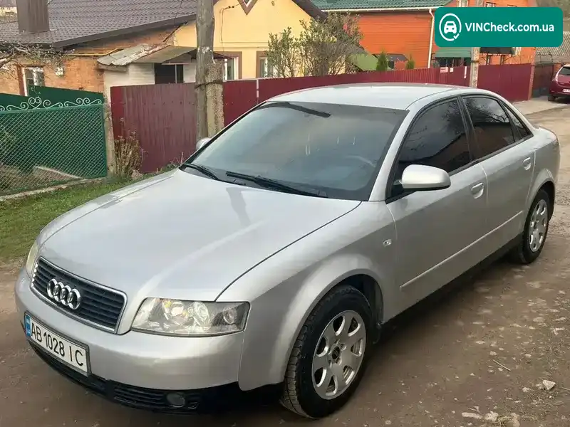 Audi A4 2001, фото з оголошення 2 з 20, VIN WAUZZZ8E02A026044