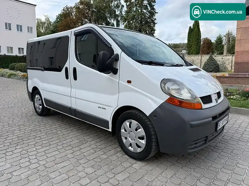 Renault Trafic 2004, фото з оголошення 2 з 20, VIN VF1FLACA64Y041757