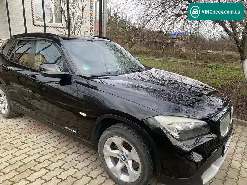 BMW X1 2010, фото з оголошення 1 з 21, VIN WBAVN31070VN53820