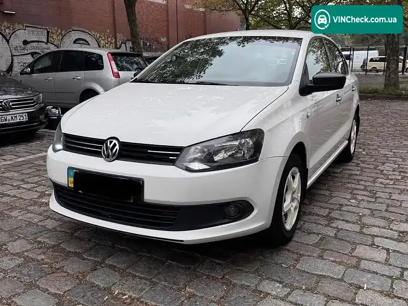 Volkswagen Polo 2012, фото з оголошення, VIN XW8ZZZ61ZDG008618