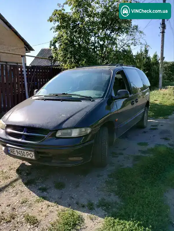 Chrysler Voyager 1996, фото з оголошення 1 з 5, VIN 1C4GYN2B8TU128275
