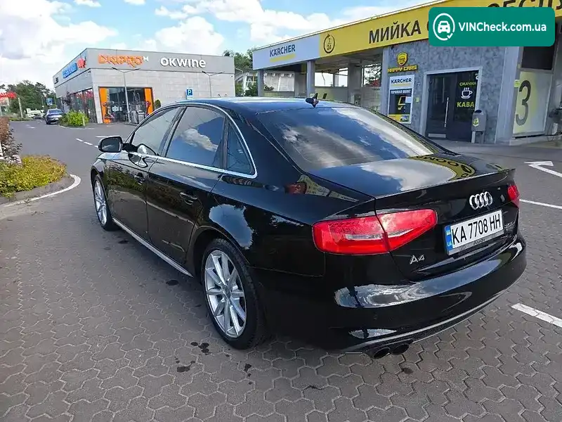 Audi A4 2015, фото з оголошення 2 з 18, VIN WAUFFAFL1FN046400