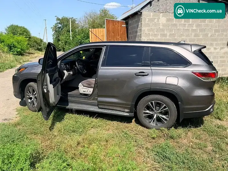 Toyota Highlander 2016, фото з оголошення 2 з 20, VIN 5TDKKRFH8GS182333