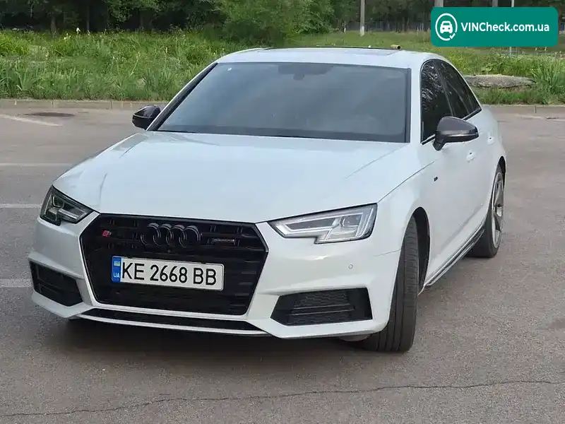 Audi A4 2018, фото з оголошення 1 з 20, VIN WAUFNAF49JA210830