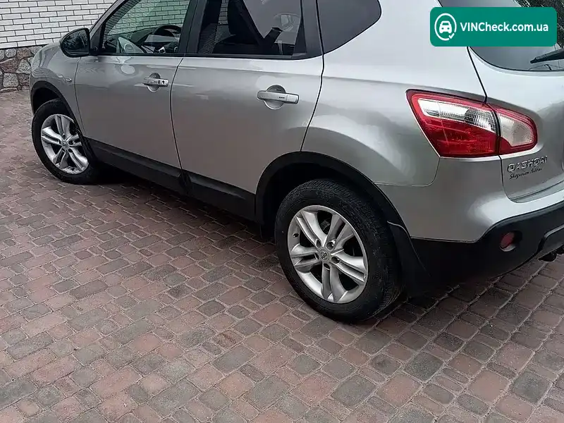 Nissan Qashqai 2010, фото з оголошення 2 з 15, VIN SJNFAAJ10U2111967