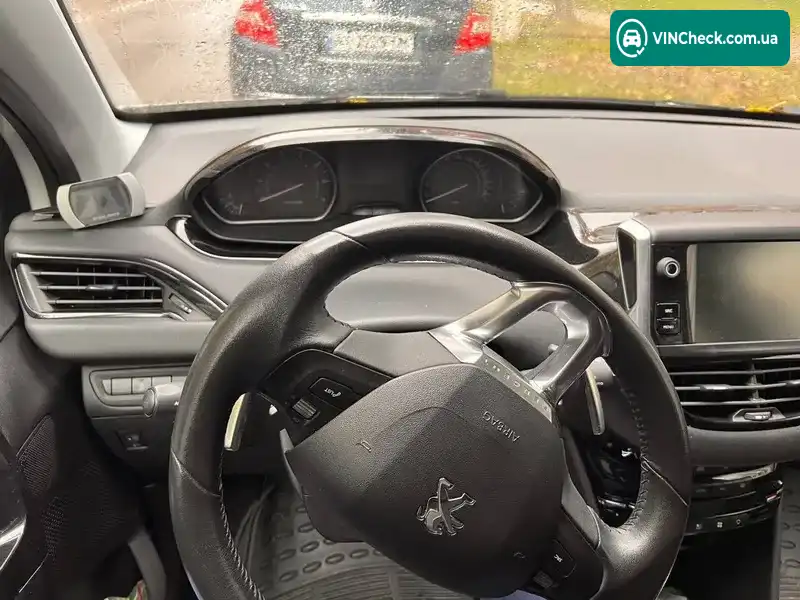 Peugeot 208 2015, фото з оголошення 2 з 10, VIN VF3CCHMZ0FT206004