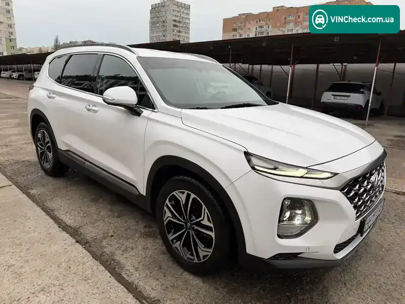 Hyundai Santa FE 2018, фото з оголошення 2 з 21, VIN KMHS381BBKU004877