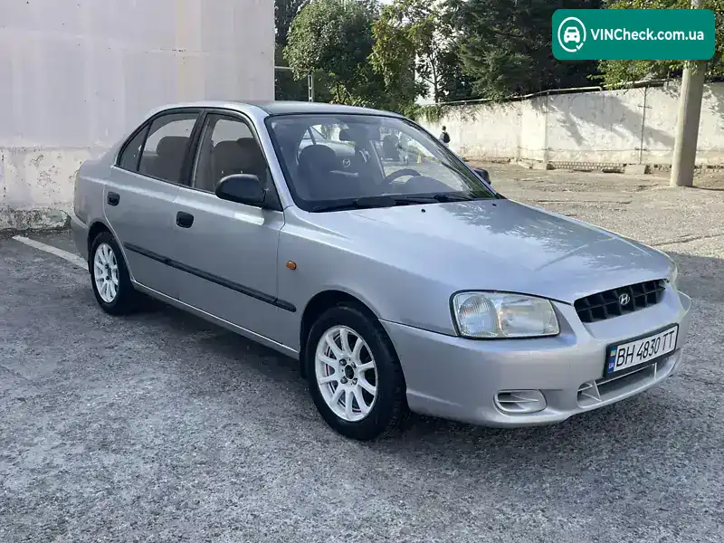 Hyundai Accent 2000, фото з оголошення 2 з 16, VIN KMHCG41FPYU121503