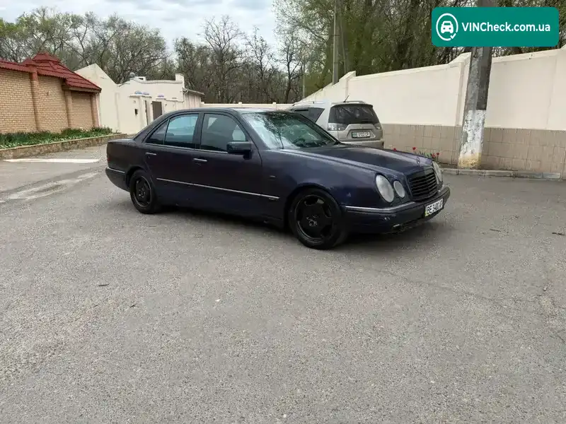 Mercedes-Benz E-Class 1999, фото з оголошення 2 з 10, VIN WDB2100251A820376
