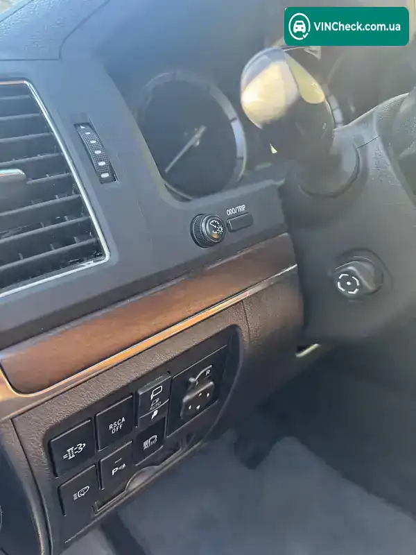 Toyota Land Cruiser 2019, фото з оголошення 2 з 18, VIN JTMCV05J004276266