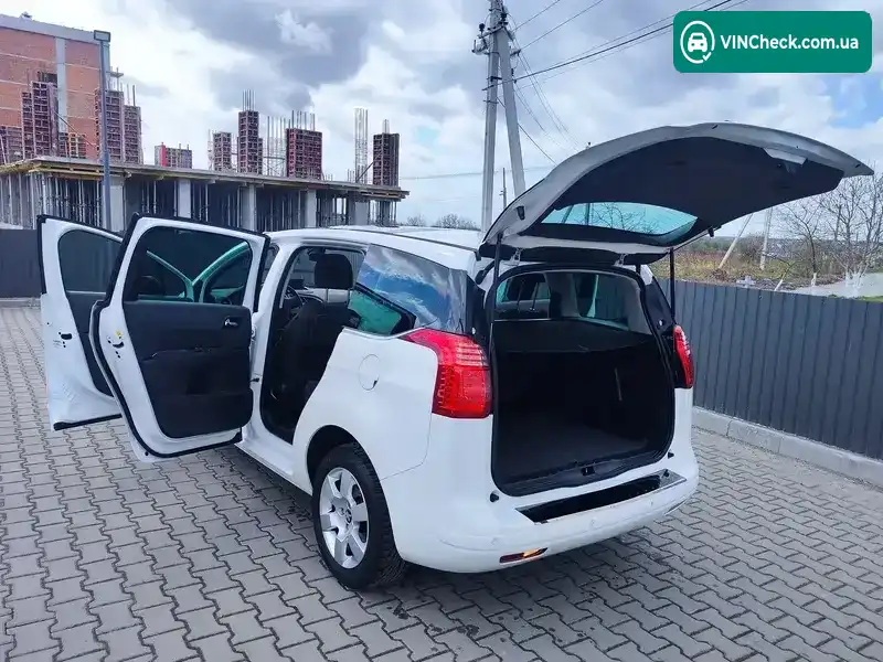 Peugeot 5008 2016, фото з оголошення 2 з 21, VIN VF30ABHZTGS019147