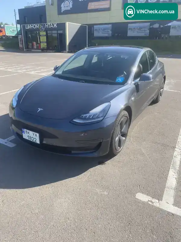 Tesla Model 3 2018, фото з оголошення 1 з 21, VIN 5YJ3E1EA6JF025848