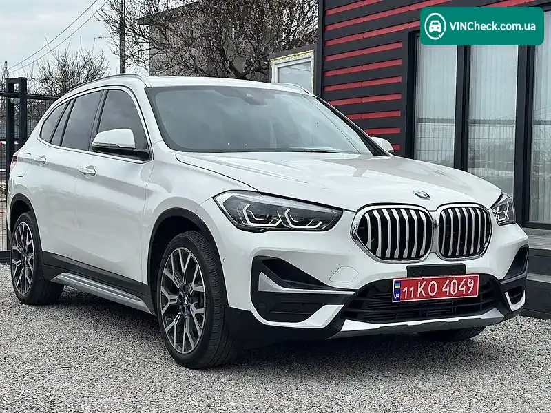 BMW X1 2021, фото з оголошення 1 з 18, VIN WBXJG9C06M5U36184