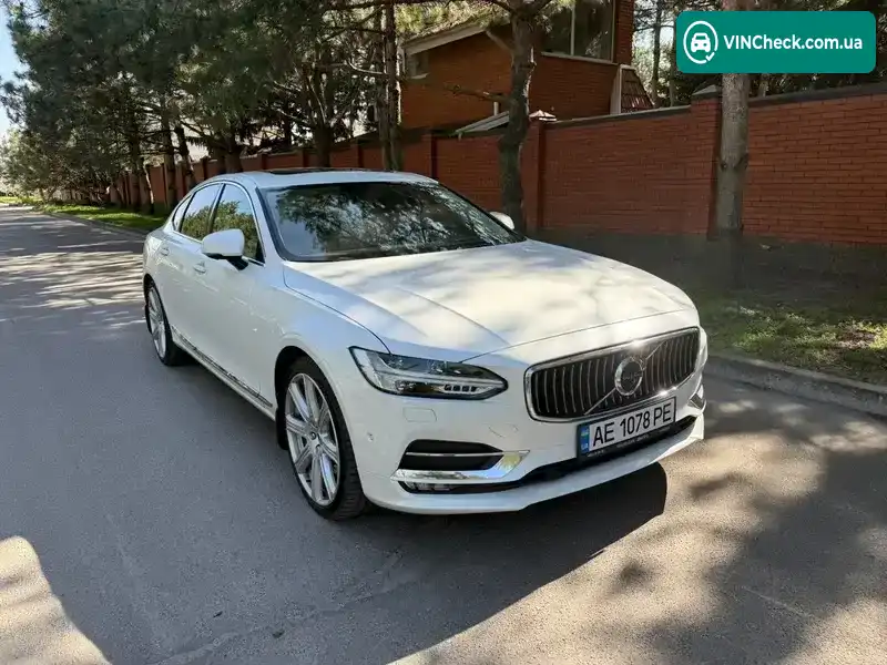Volvo S90 2016, фото з оголошення 2 з 21, VIN YV1PSA2BCH1005385