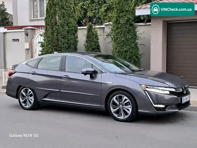 Honda Clarity 2018, фото з оголошення 2 з 20, VIN JHMZC5F32JC015904