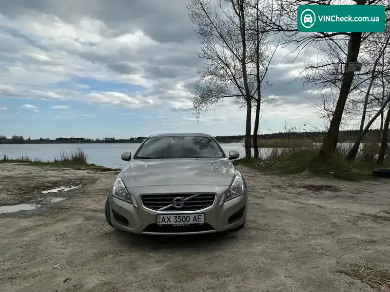 Volvo S60 2012, фото з оголошення 2 з 21, VIN YV1FS485BC2121471