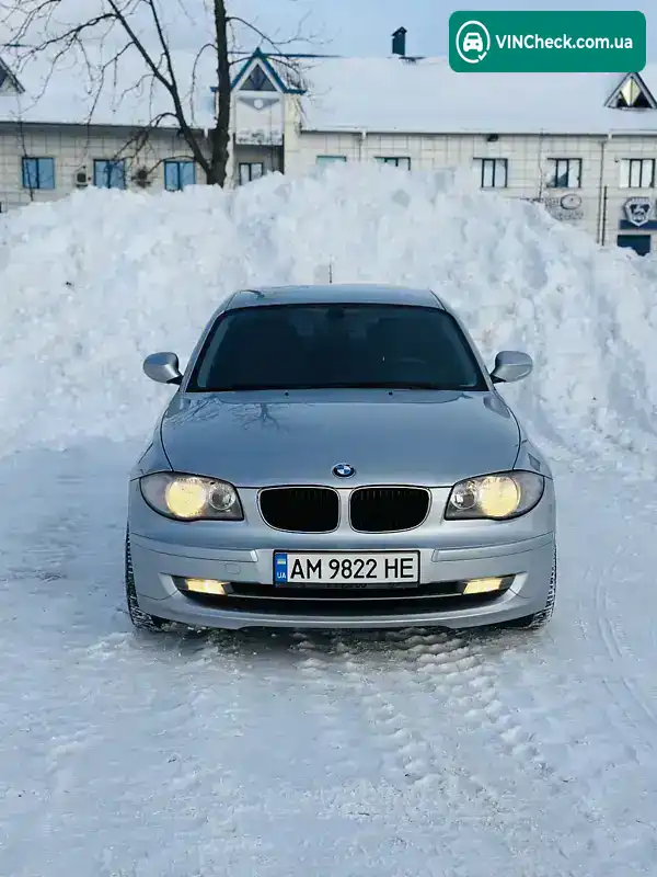 BMW 1 Series 2009, фото з оголошення 2 з 21, VIN WBAUH51070E315612