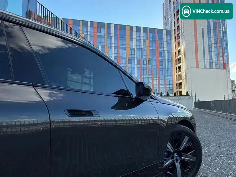BMW iX 2022, фото з оголошення 2 з 20, VIN WB523CF08NCK59975