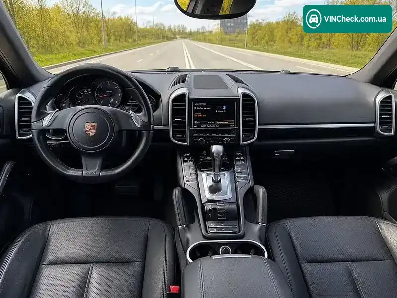Porsche Cayenne 2012, фото з оголошення 2 з 16, VIN WP1ZZZ92ZDLA33906