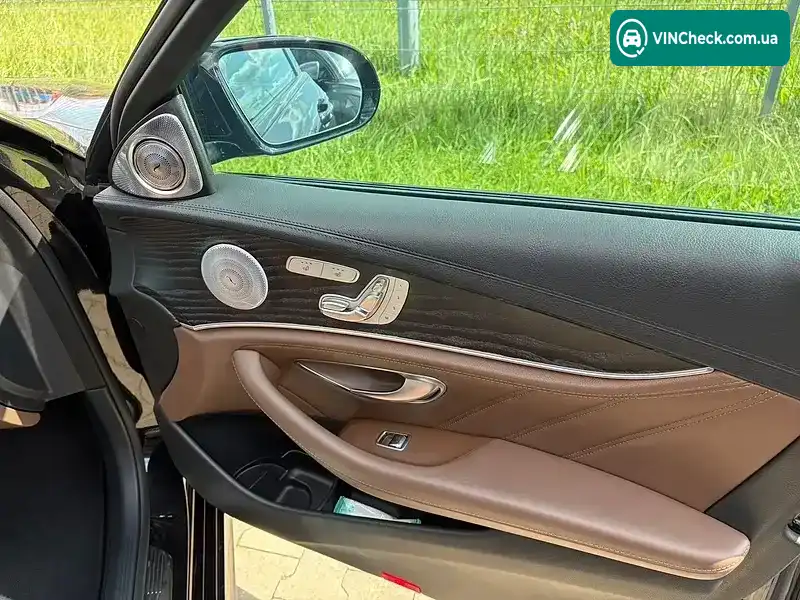 Mercedes-Benz E-Class 2019, фото з оголошення 2 з 12, VIN WDD2130611A639813