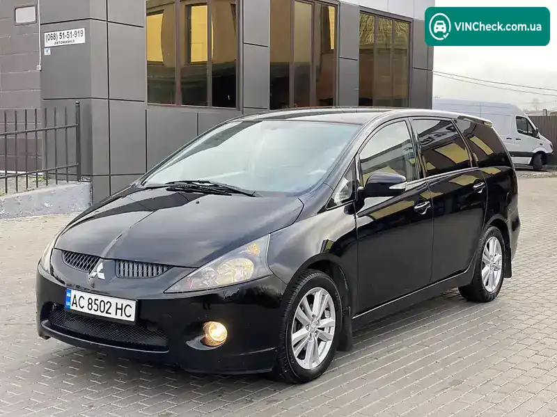 Mitsubishi Grandis 2004, фото з оголошення 1 з 20, VIN JMBLRNA4W4Z003745