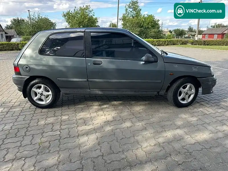 Renault Clio 1993, фото з оголошення 2 з 8, VIN VF1C5760511219865