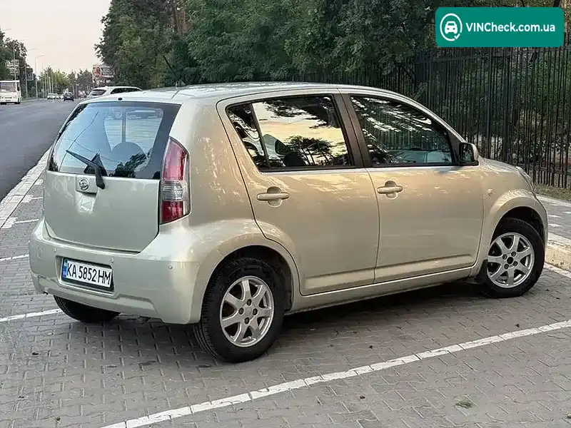 Daihatsu Sirion 2008, фото з оголошення 2 з 9, VIN JDAM301S001093247
