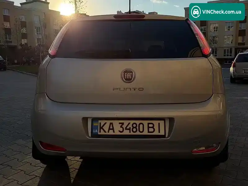 Fiat Punto 2012, фото з оголошення 2 з 15, VIN ZFA19900000896048