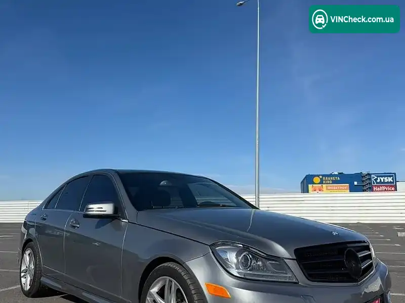 Mercedes-Benz C-Class 2013, фото з оголошення 1 з 18, VIN WDDGF4HBXER316220