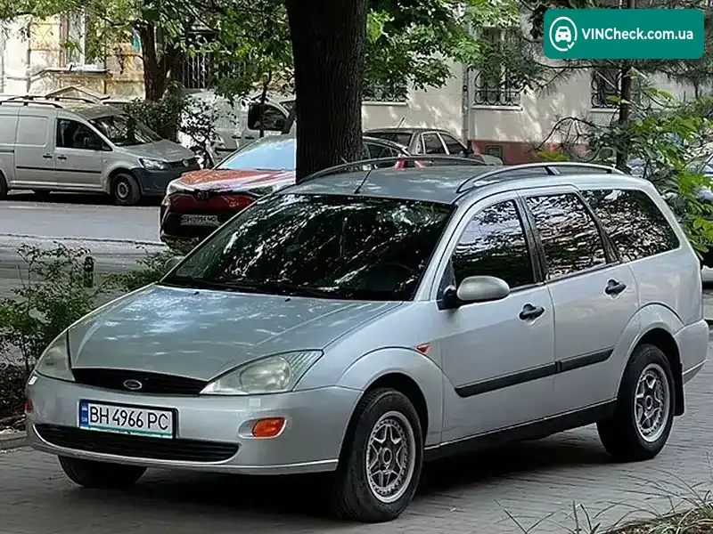 Ford Focus 2000, фото з оголошення 1 з 14, VIN WF0NXXGCDNYK13981
