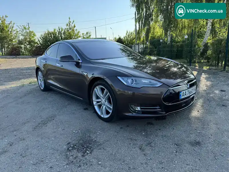 Tesla Model S 2014, фото з оголошення 2 з 21, VIN 5YJSA1H13FFP65545