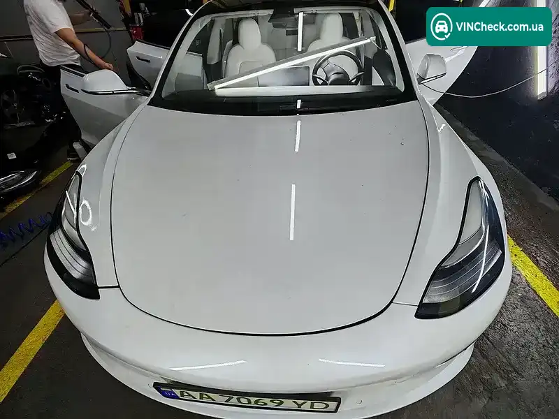 Tesla Model 3 2019, фото з оголошення 2 з 20, VIN 5YJ3E1EB2KF421849