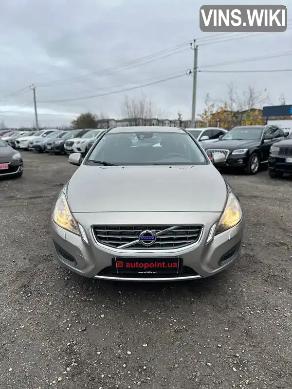 Volvo V60 2011, фото з оголошення 2 з 21, VIN YV1FW84A1C1042983