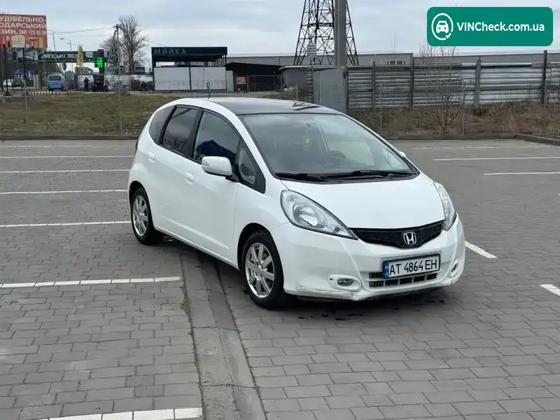 Honda Jazz 2014, фото з оголошення 2 з 21, VIN LUCGG3850E3201817