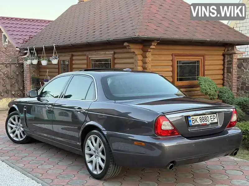 Jaguar XJ 2009, фото з оголошення 2 з 21, VIN SAJAA871187H29162