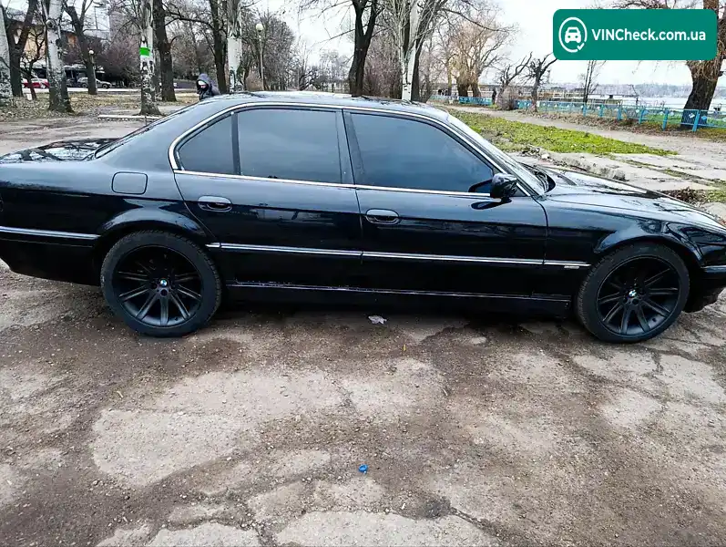 BMW 7 Series 2001, фото з оголошення 1 з 15, VIN WBAGE61000DN49222