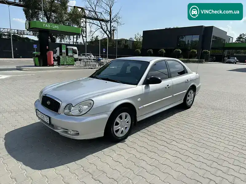 Hyundai Sonata 2003, фото з оголошення 1 з 20, VIN KMHEM41BP4A925565