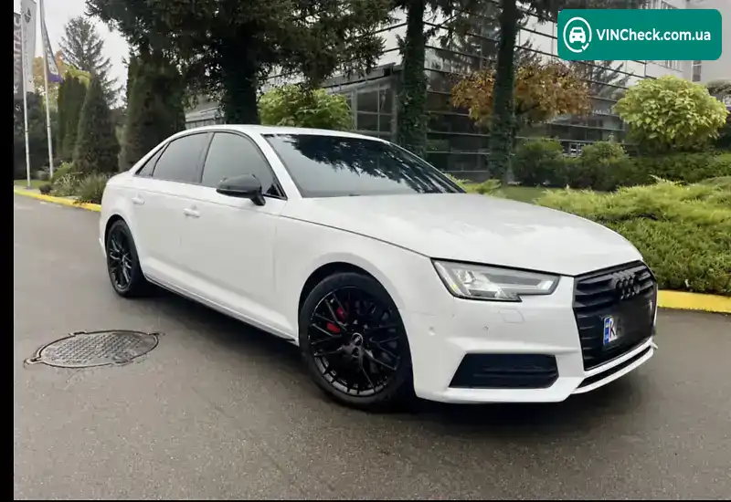 Audi A4 2017, фото з оголошення 1 з 18, VIN WAUENAF44JA023216