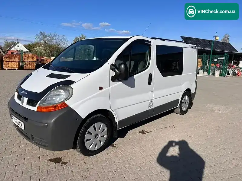 Renault Trafic 2003, фото з оголошення 2 з 21, VIN VF1FLABA53Y007900